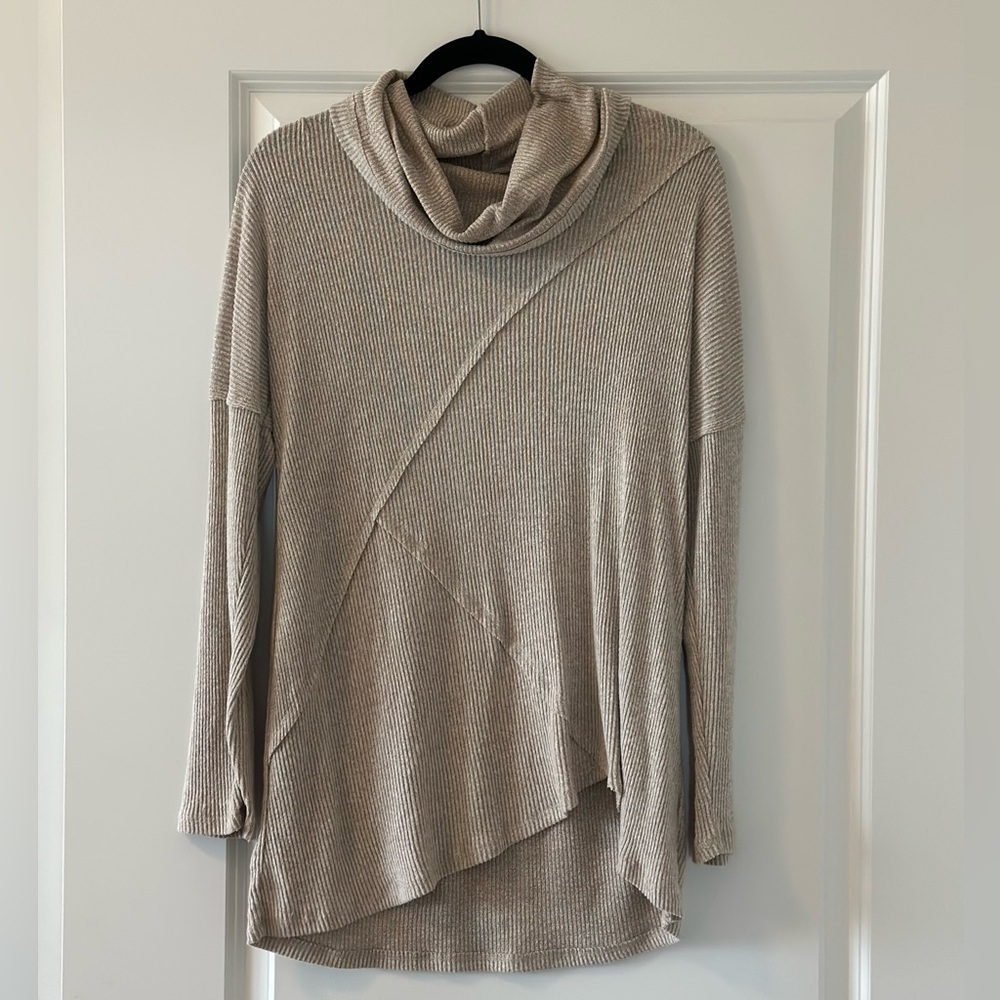 Cowl neck sweater- Tan